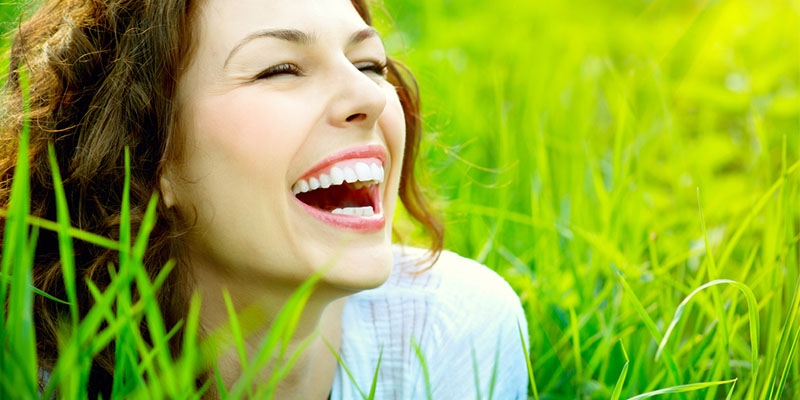 Fericirea: Ce este fericirea şi cum să te simţi fericit şi împlinit